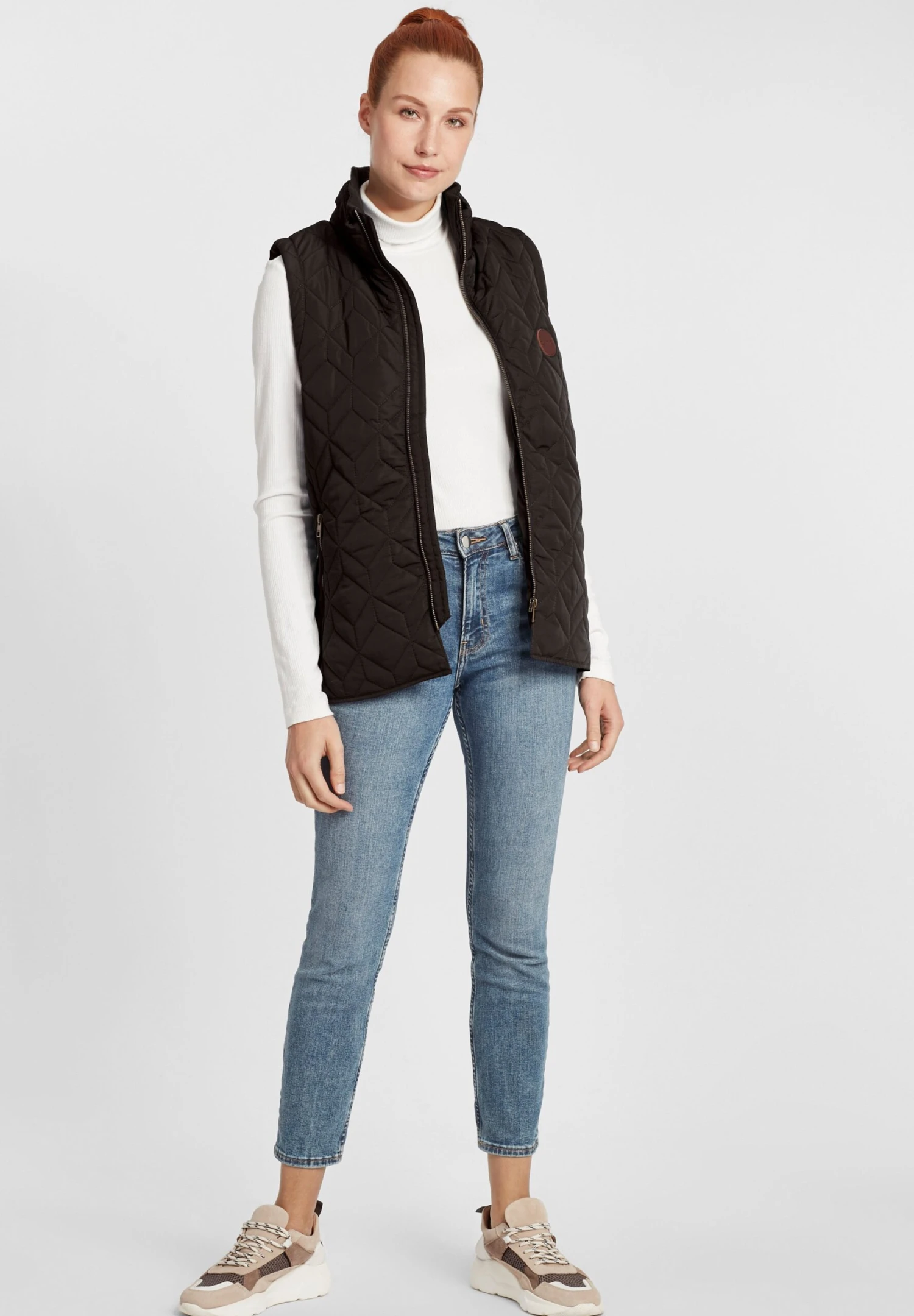 OXMO Oxalita - Bodywarmer - Black 4 OXMO Oxalita - Bodywarmer - Black - Afbeelding 2