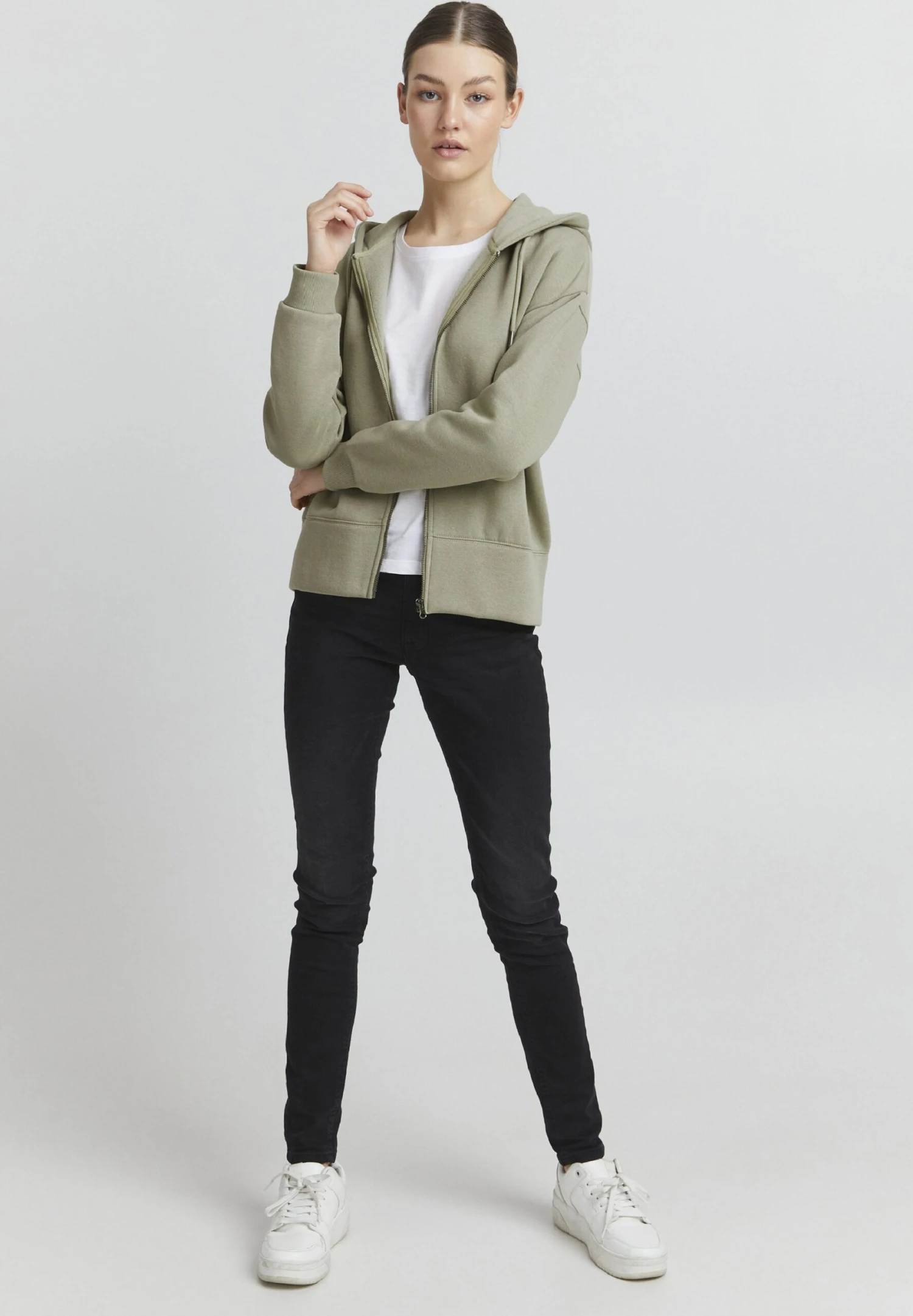 OXMO Holunder - Sweater Met Rits - Seagrass 4 OXMO Holunder - Sweater Met Rits - Seagrass - Afbeelding 2