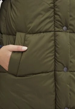 OXMO Oxbodani - Bodywarmer - Olive Night -OXMO Verkoopwinkel 130d5f816f5747dab8724d9747519361