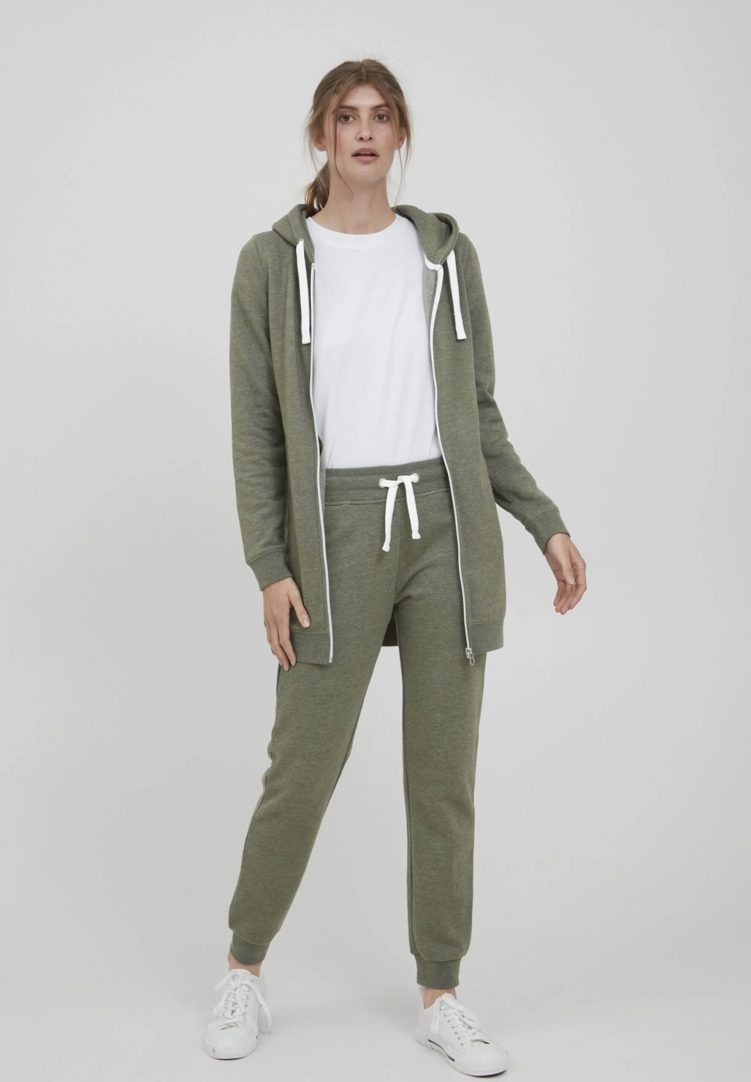 OXMO Oxolivia - Trainingsbroek - Clim. Ivy 4 OXMO Oxolivia - Trainingsbroek - Clim. Ivy - Afbeelding 2