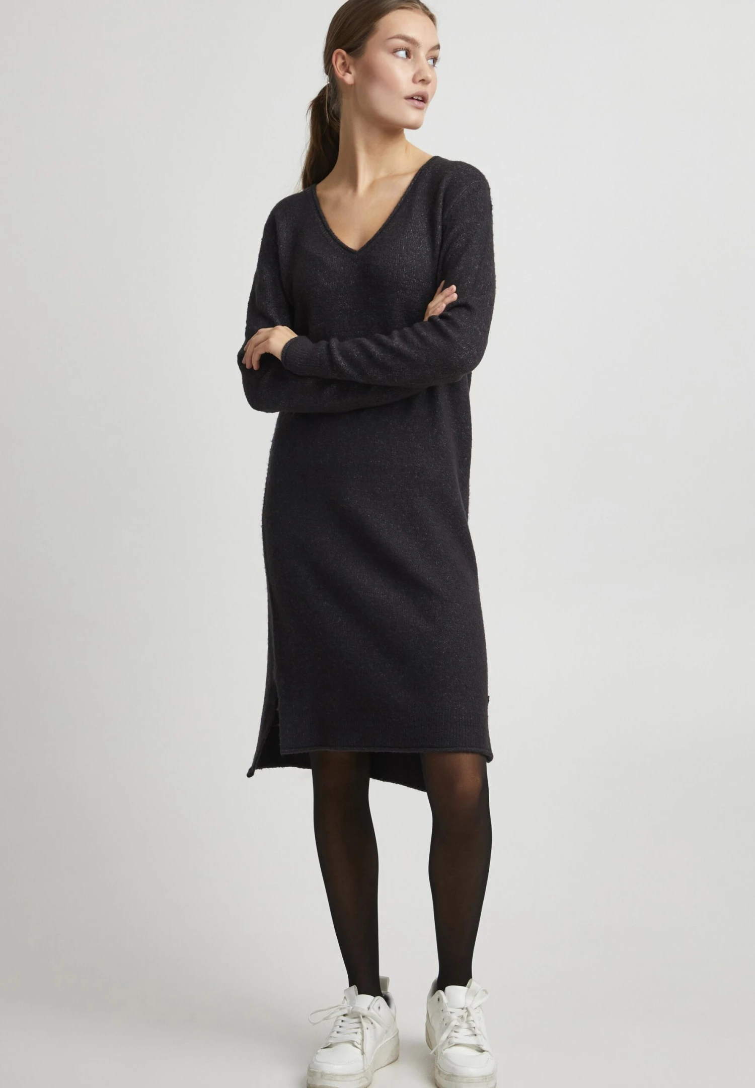 OXMO Oxida - Gebreide Jurk - Dark Grey Melange 4 OXMO Oxida - Gebreide Jurk - Dark Grey Melange - Afbeelding 2