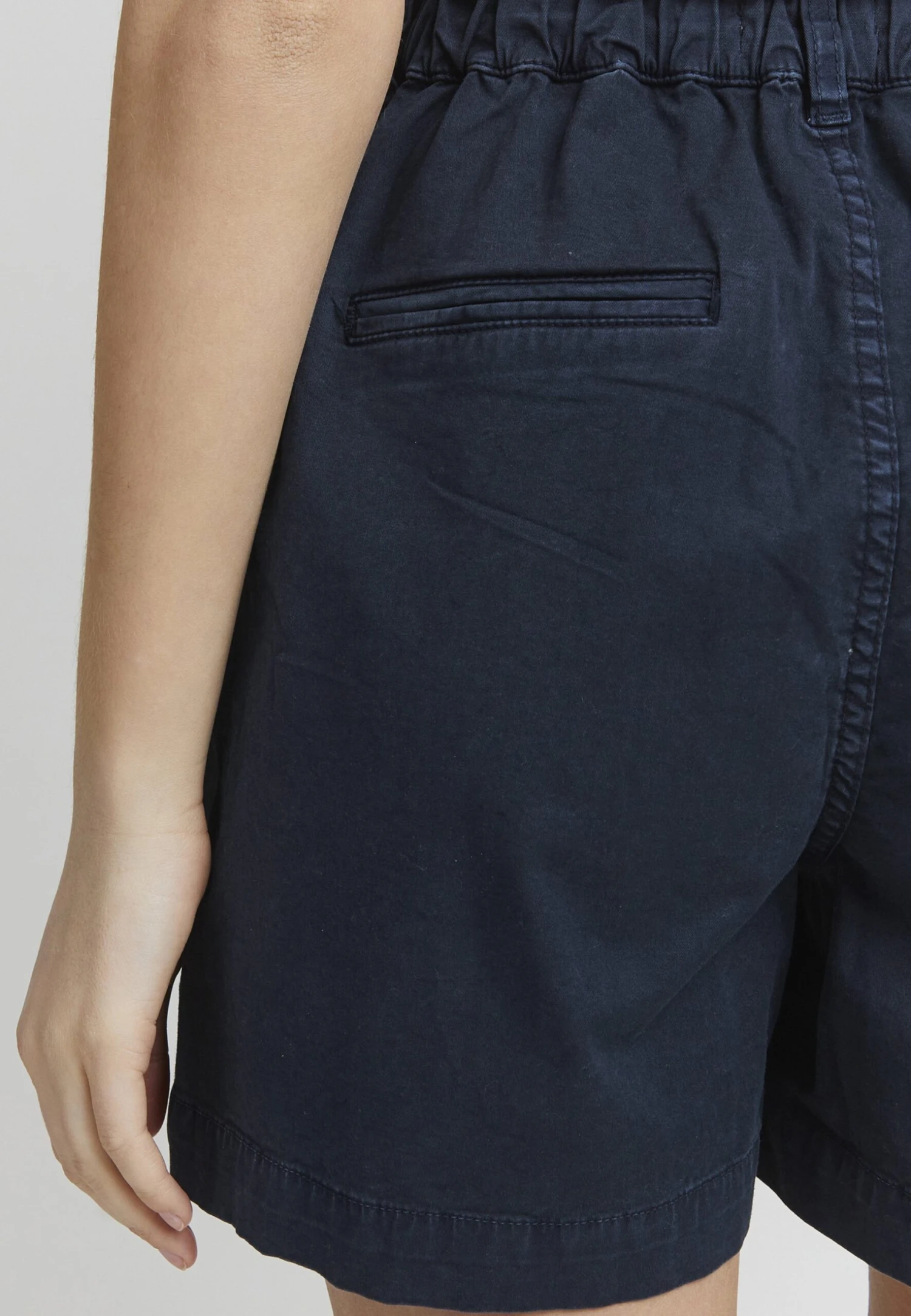 Oxmo Oxchai Me - Shorts - Total Eclipse 6 Oxmo Oxchai Me - Shorts - Total Eclipse - Afbeelding 4