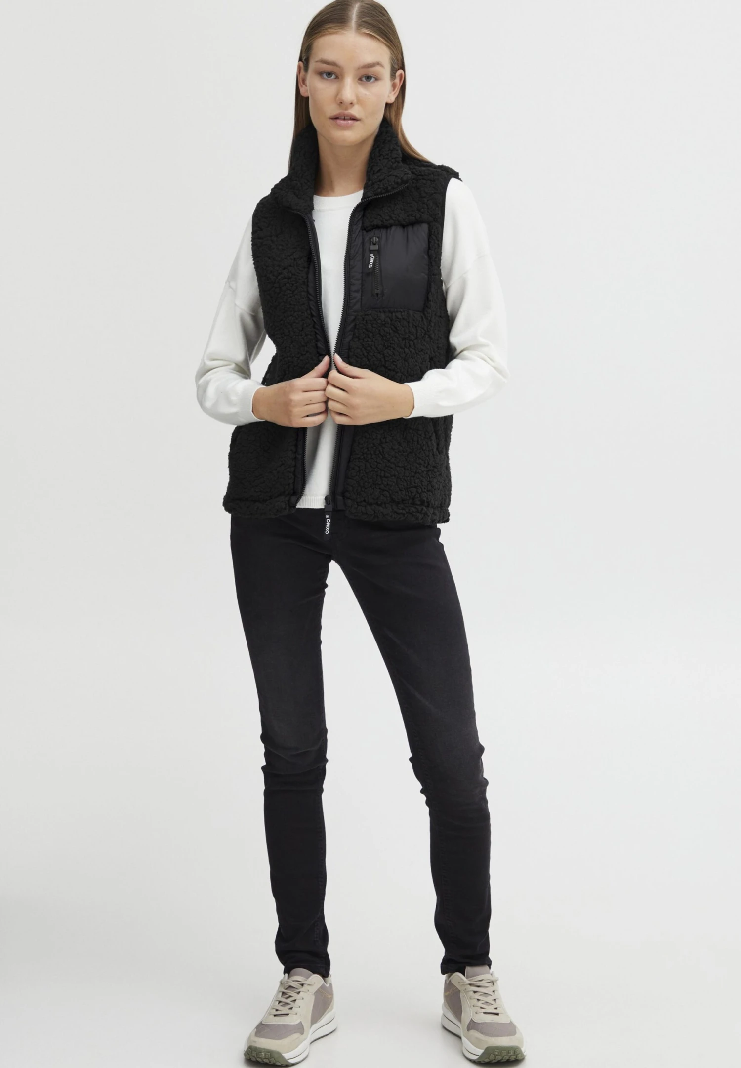 OXMO Oxelinor - Bodywarmer - Black 4 OXMO Oxelinor - Bodywarmer - Black - Afbeelding 2