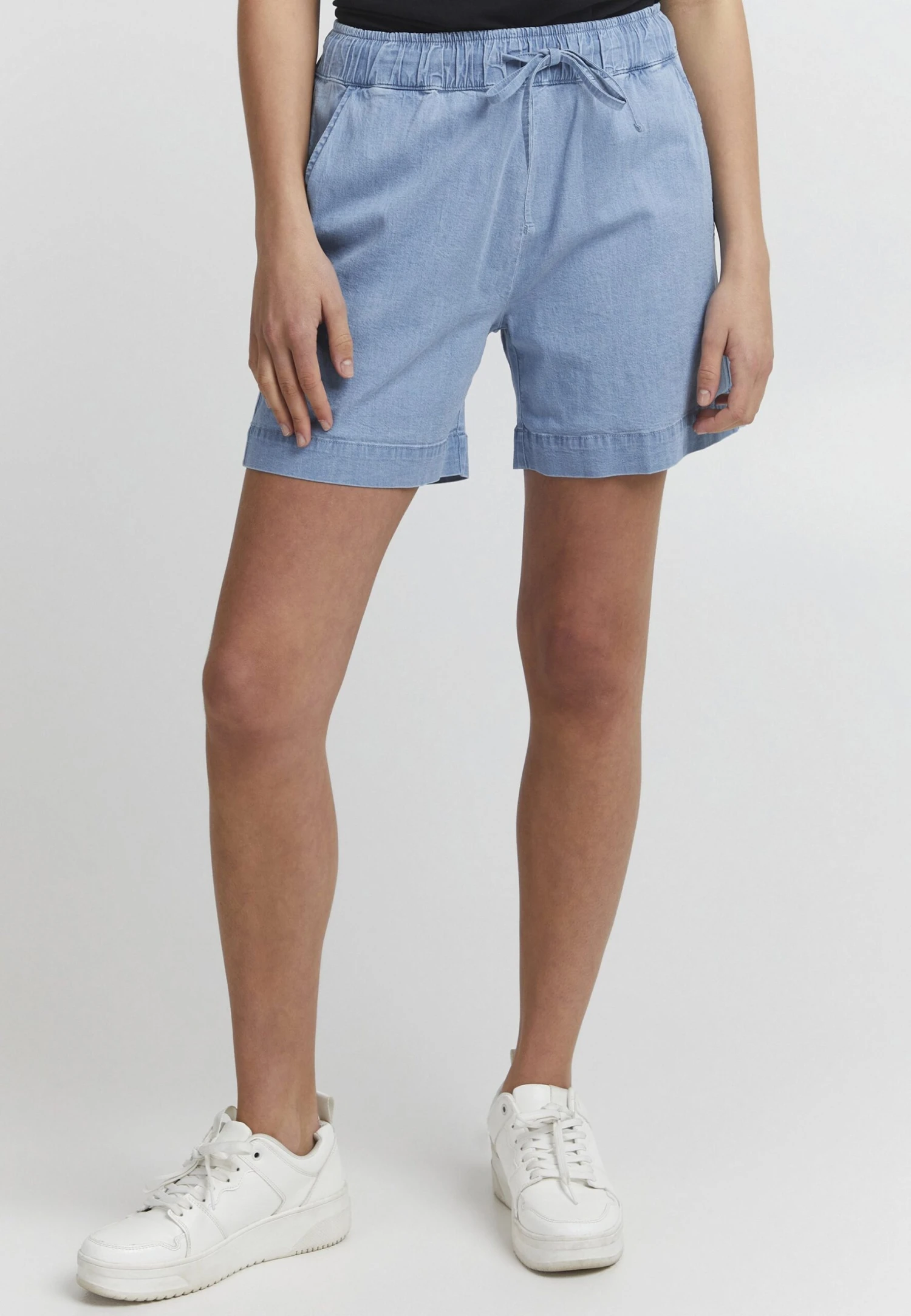 OXMO Oxlillith - Jeansshort - Light Blue Denim 3 OXMO Oxlillith - Jeansshort - Light Blue Denim