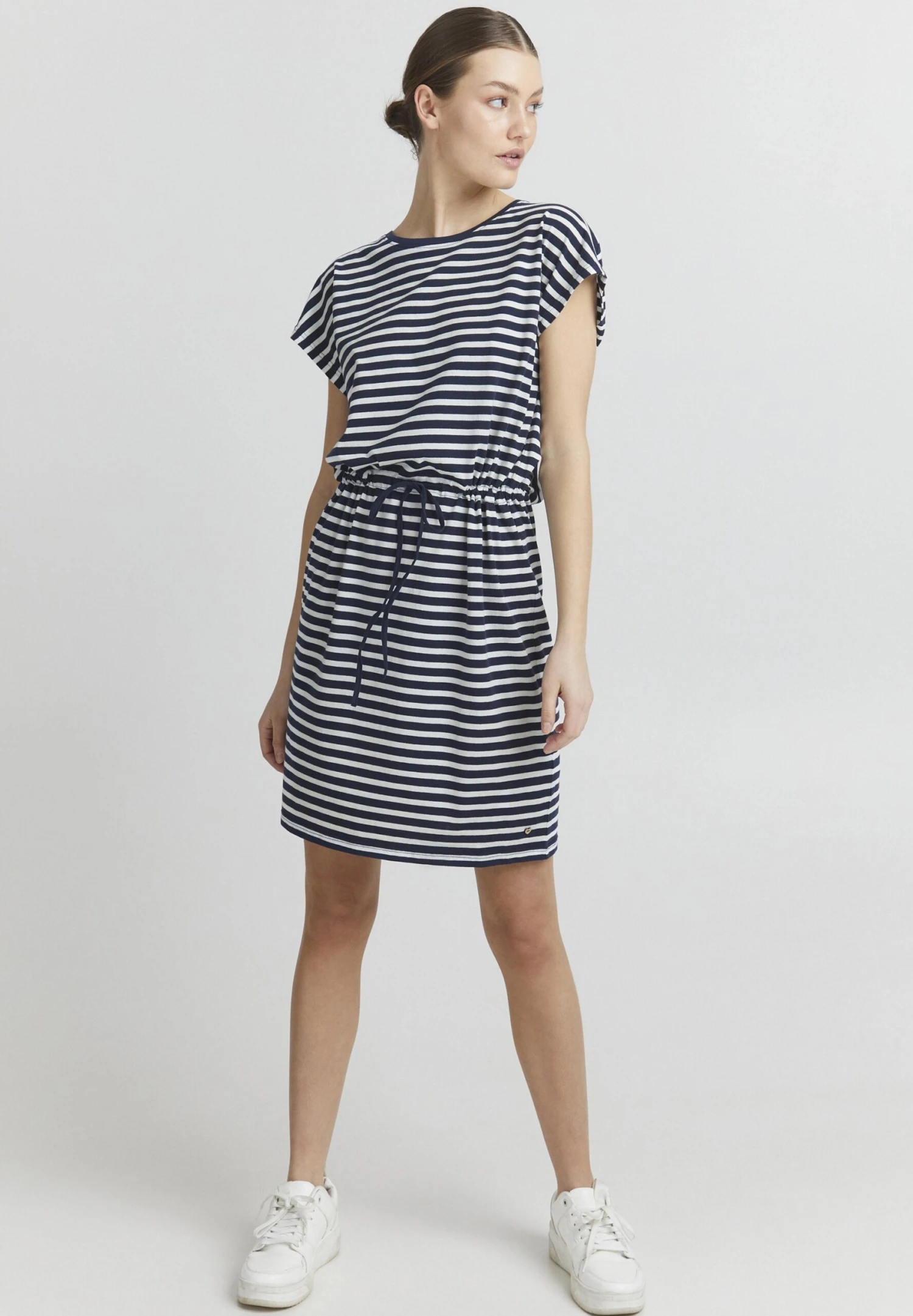 OXMO Stilla - Jerseyjurk - Total Eclipse 4 OXMO Stilla - Jerseyjurk - Total Eclipse - Afbeelding 2