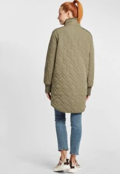 OXMO Alara - Winterjas - Hedge 10 OXMO Alara - Winterjas - Hedge -OXMO Verkoopwinkel 6312e3455a914773b9a8a3e3b65734ea