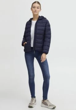OXMO Oxbene - Winterjas - Peacoat 9 OXMO Oxbene - Winterjas - Peacoat -OXMO Verkoopwinkel 872a63895ca147e792417d316c2434fd