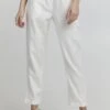 OXMO Alfa - Broek - Off White 2 OXMO Alfa - Broek - Off White -OXMO Verkoopwinkel 93f0db6db3ab496a88775702482cc22b