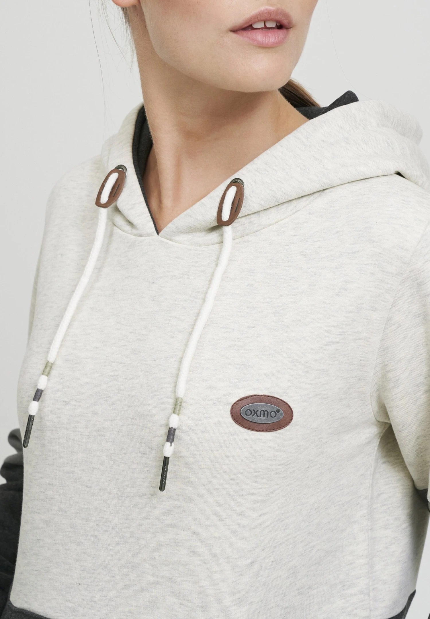 OXMO Oxkathrine - Sweater - Oyster Grey Melange 6 OXMO Oxkathrine - Sweater - Oyster Grey Melange - Afbeelding 4