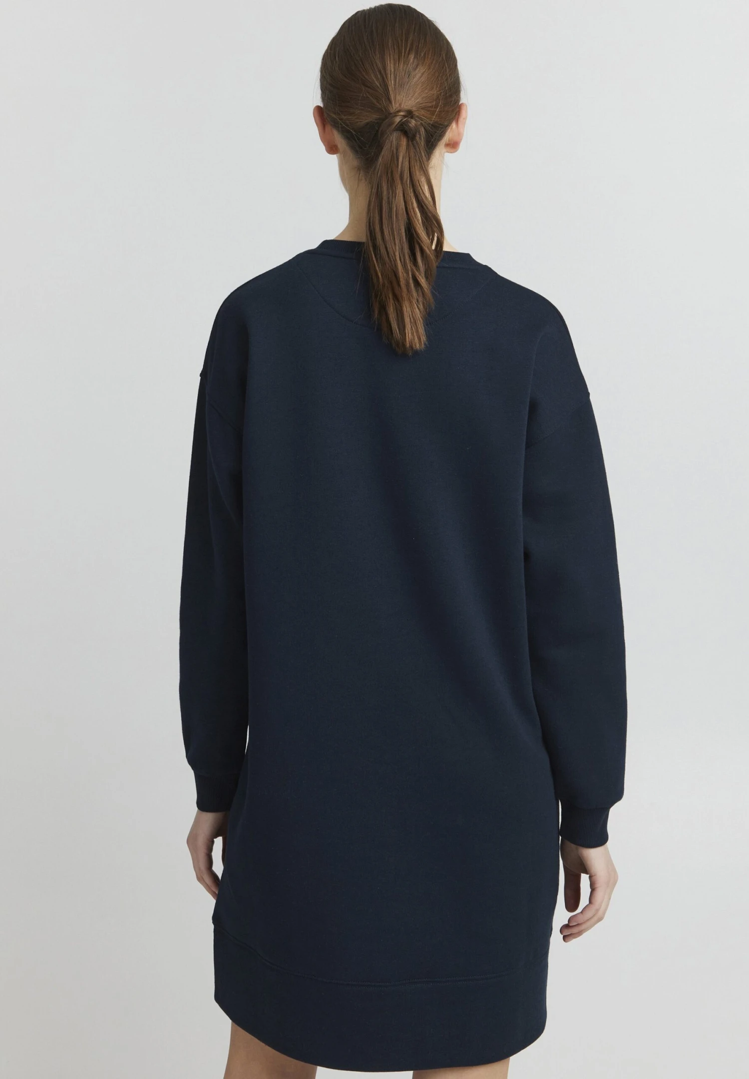 OXMO Holly - Jurk - Total Eclipse 5 OXMO Holly - Jurk - Total Eclipse - Afbeelding 3