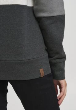 OXMO Oxkathrine - Sweater - Oyster Grey Melange 12 OXMO Oxkathrine - Sweater - Oyster Grey Melange -OXMO Verkoopwinkel ca516375f5a64112abfab409211355d2