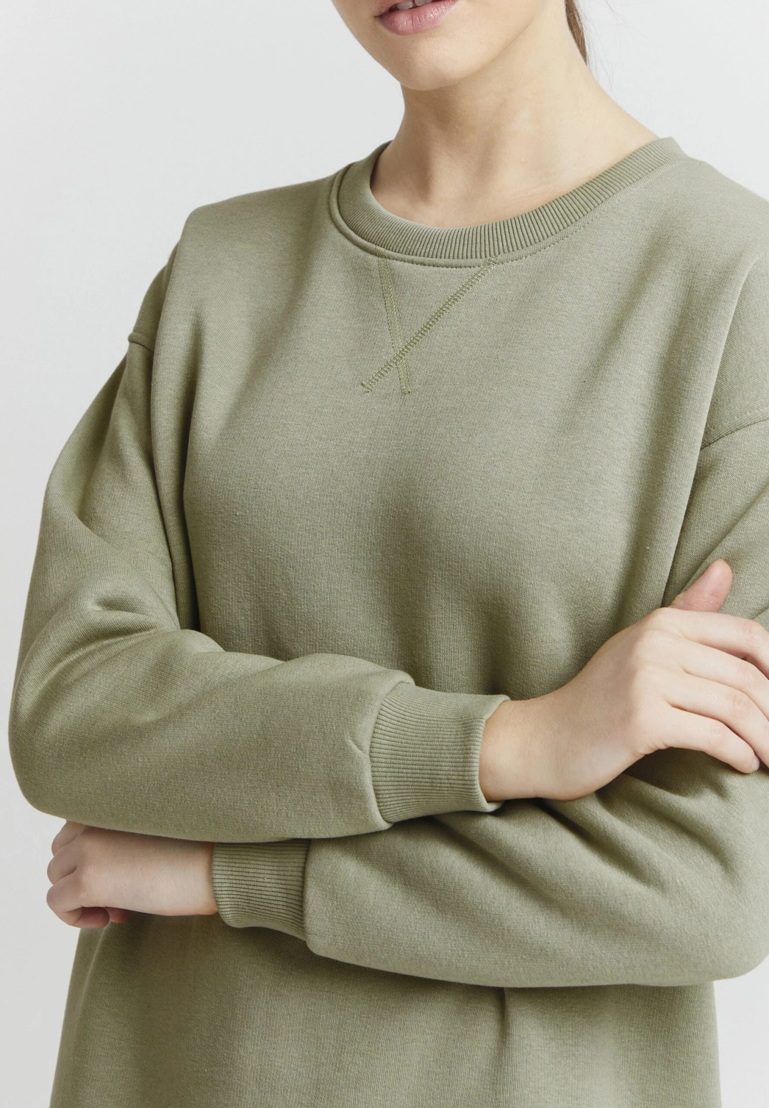 OXMO Holly - Jurk - Seagrass 5 OXMO Holly - Jurk - Seagrass - Afbeelding 3