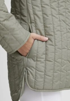 OXMO Oxsaggy - Jas - Seagrass -OXMO Verkoopwinkel e7cf5665363c4a09821c203c9d38af76